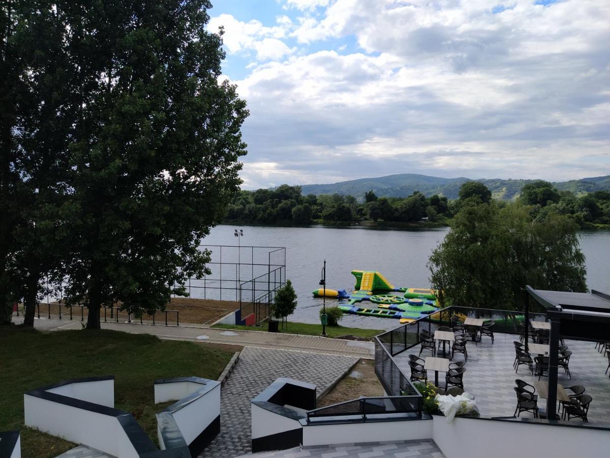 Hotel Prenociste Srebrno Jezero Veliko Gradište Exterior foto